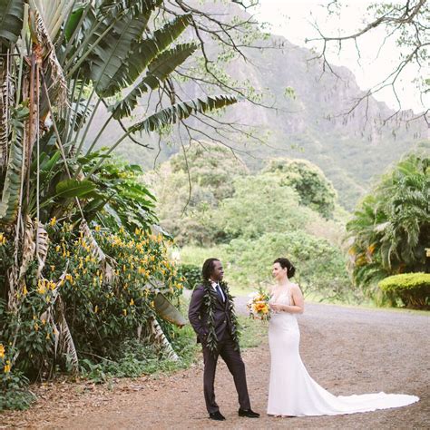 Oahu Photographers — Modern Elopement And Micro Wedding Elope To Hawaii