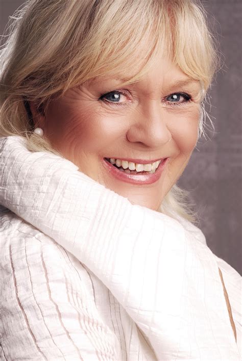 Christina alma elisabeth schollin is a swedish stage and screen actress. Christina Schollin - Svar på tal ang. TR90 - och annat ...