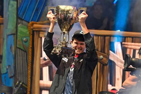 Pennsylvania Teenager Wins 3m In Fortnite World Cup