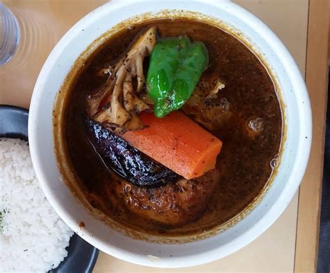 Unique soup curry at suage+. Enjoy the Delicious Taste of Soup Curry in Hokkaido - VOYAPON