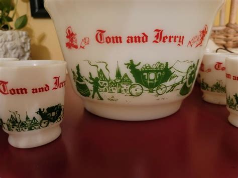 Vintage Tom And Jerry Holiday Milk Glass Punch Bowl Set Hazel Atlas