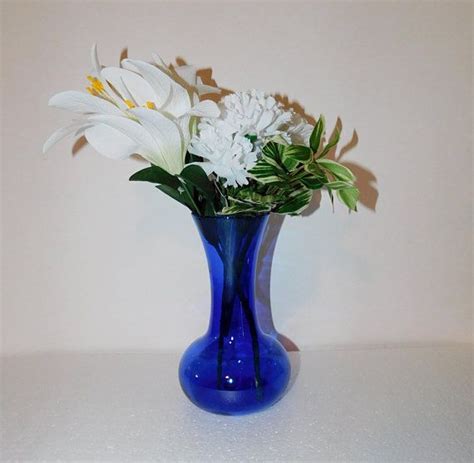 Cobalt Blue Glass Vase Hand Blown Vase Bud Vase Flower Etsy Hand Blown Vases Blue Glass
