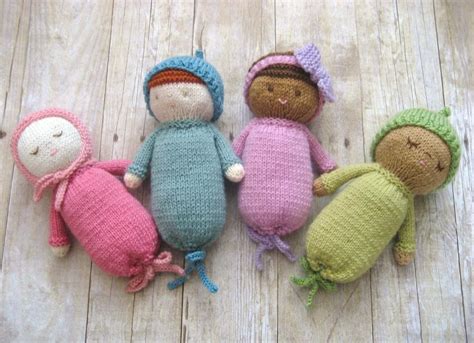 Free knitting and crocheting patterns for hats, including earflap hats, santa hats, roll brim hats, and more for women, men, children and babies. You have to see Knit Baby Doll Patterns on Craftsy!