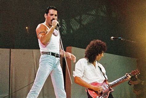 Freddie Mercury Archives Showbiz Cheat Sheet