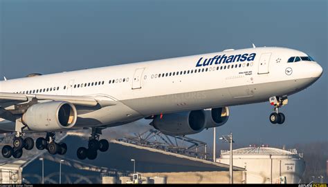D Aihd Lufthansa Airbus A340 600 At Munich Photo Id 1297501