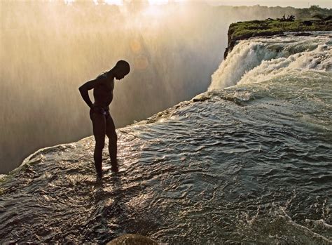 victoria falls zambia and zimbabwe beautiful places to visit