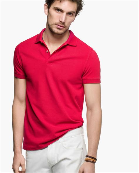 Men Who Wear Red Are Perceived As Angry And Aggressive Glamour