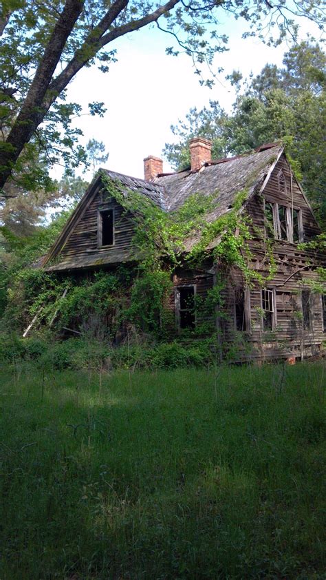 I Found This Abandoned Old House In The Forest Near My House 960x540
