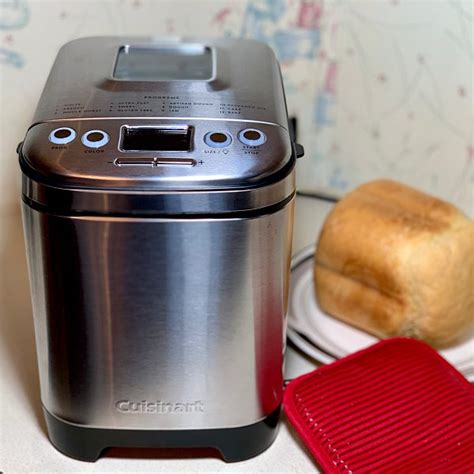 Even when she strayed from recipes, the end result was consistent. Cuisinart Compact Automatic bread maker review - The Gadgeteer