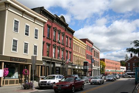 5 Walkable Vermont Downtowns to Visit