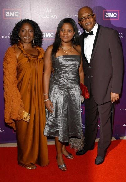 After a number of character parts and bit roles in a swath of urban dramas at the start of his career, jackson made his breakthrough statement as the fiery voice of reason in spike lee's do the right thing: LaTanya Richardson, Zoe and Samuel L. Jackson | Celebrity ...