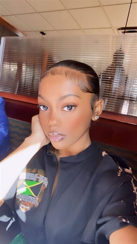 𝐏𝐢𝐧 𝐭𝐡𝐞𝐧𝐢𝐧𝐚𝐠𝐫𝐥 🦋 Sleek Ponytail Hairstyles Natural Hair Styles