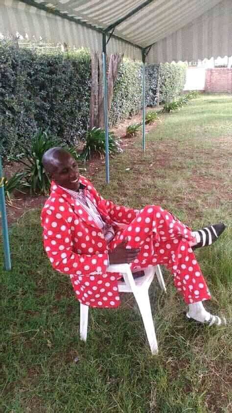Chris embarambamba (born christopher nyangwara mosioma) is a gusii gospel music and internet sensation. Chris embarambamba - Home | Facebook