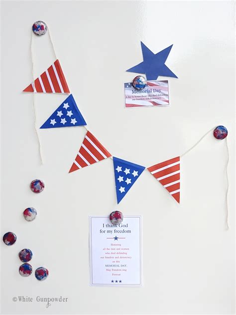 Memorial day is coming and this means that summer is really close. Memorial Day & diy Red, White & Blue Magnets - White Gunp..