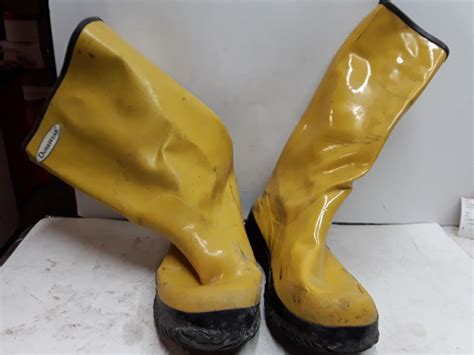Yellow Rubber Work Rain Boots Durawear Size 12 Boots