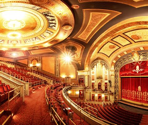 Take A Tour Of Waterbury Palace Theater A Historic Ct Theater