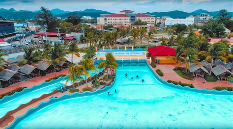 It was an ambitious project for marina sanctuary resort sdn bhd; VIDEO: Moonbay Marina Waterpark Aerial View