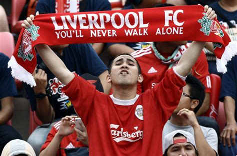 The song was written for the 1945 rodgers and hammerstein musical carousel. You'll never walk alone x 95 000 | Futis | Faneille.com