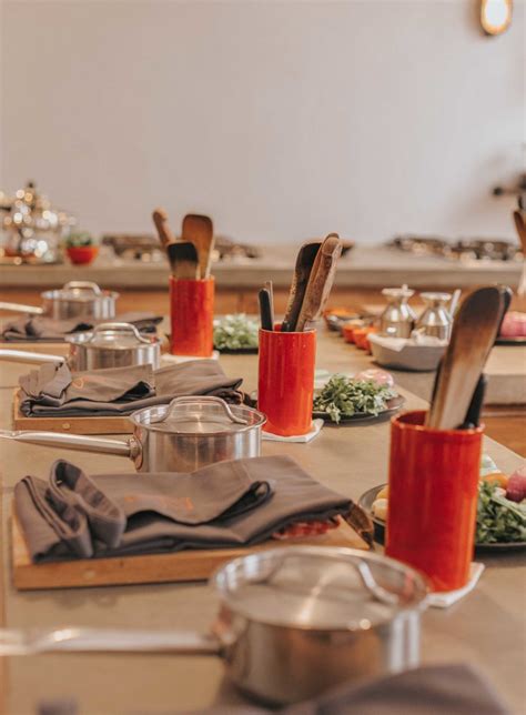 Bonjour, sur scrap & cie, ce matin je vous présente ma chronique d'octobre et je ne pouvais passer à côté de ce qui se fait en cuisine pour l'halloween, moi qui aime tellement le sucré ! atelier-cooking-workshop-essaouira-cuisine - Chronique ...