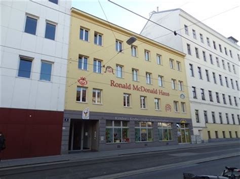 A warm, friendly place ronald mcdonald house charities® provides a home away from home, a refuge, for families who are trying to cope with the physical, emotional and financial burdens. Ronald McDonald Haus - Wien, Austria - Ronald McDonald ...
