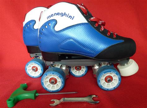 Benvinguts a la pàgina de l'hoquei sobre patins en català: Gonça hoquei 4: Novos patins Meneghini