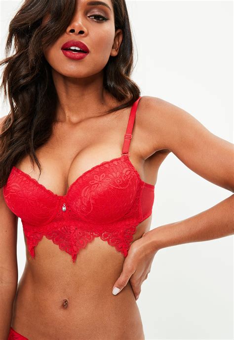 Lyst Missguided Red Lace Scallop Edge Push Up Bra And Brief Set In Red