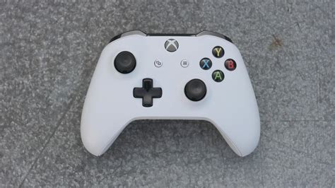 Best Xbox One Controllers 2019 The Coolest Xbox One Pads You Can Buy Expert Reviews