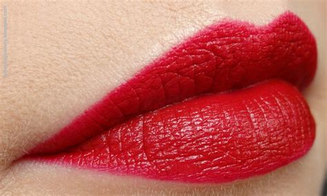 Dark Makeup Red Lips