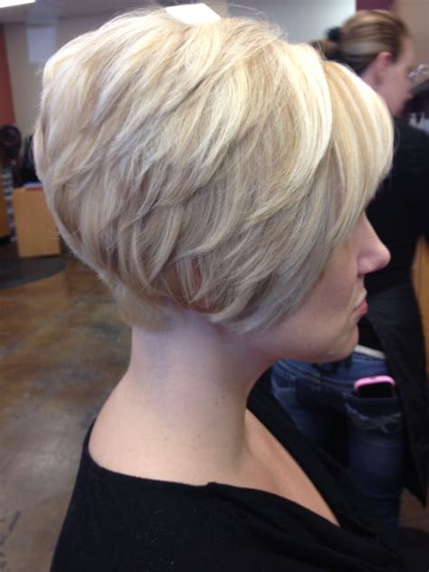 pin by janie galvan on short hair cuts stacked bob hairstyles stacked bob haircut latest bob