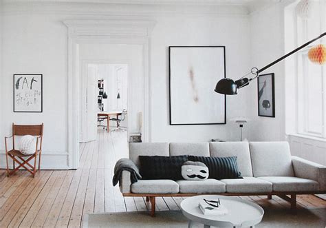 Taking photos of your living space before and after a big clean out is a great way to remind you of what you have achieved. Cozy Minimalism: The Perfect Fusion of Functionality ...