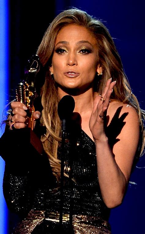 2014 Billboard Awards Jennifer Lopez Honored With Icon Award And All
