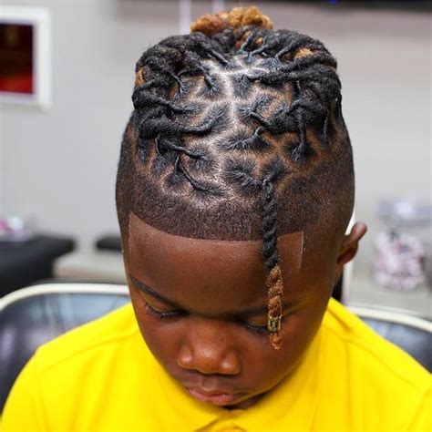 In case you are planning to attend a formal event, try to exercise a curling wand and add some sparkling accessory. Repost via Styist/salon @smashthalegend . . . . #boyslocs #locstylesfor… in 2020 | Dreadlock ...