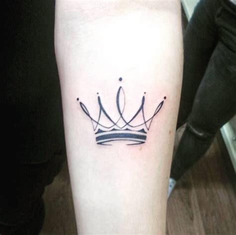 32 Beautiful Crown Tattoos Fit For Royalty Tattooblend