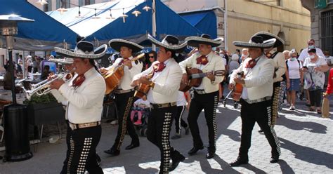 Barcelonnette Les Mariachis Sont Arrivés Pour Les Fêtes Mexicaines