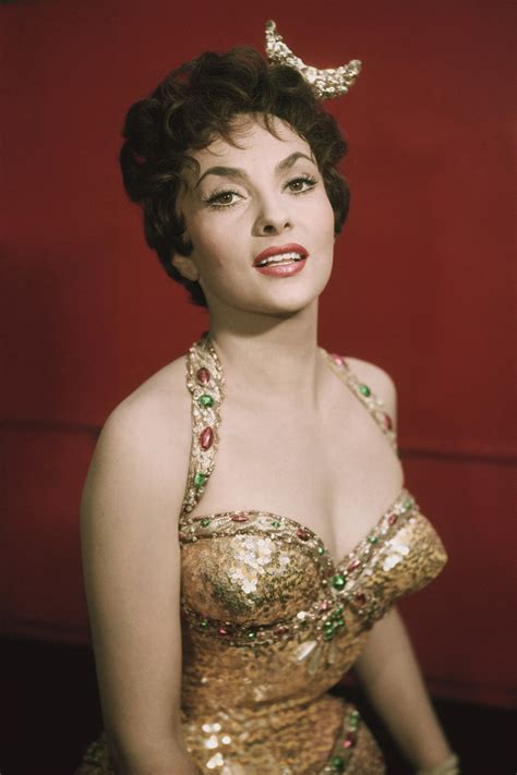 italian film star gina lollobrigida dead at 95