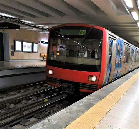 Metro de lisboa assinou o contrato referente à execução dos toscos entre o término da estação rato e a estação santos. Expansão da rede do Metro de Lisboa: arrancou ontem estudo ...