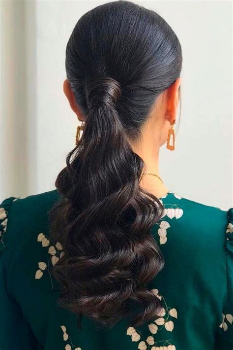 Unique Low Ponytail Ideas For Simple But Attractive Looks