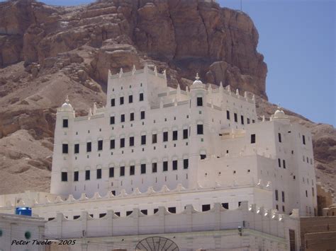 Seiyun Hadramaut Yemen Castle Made Of Mud Photo By Peter Twele