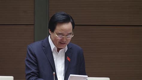 Gió tưởng đáo nhân tình minh nhiên hạ lệ tẩu bút phụng trình. Bộ trưởng Phùng Xuân Nhạ giải trình trước Quốc hội - YouTube