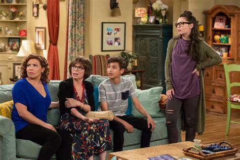 Netflix Renews ‘One Day at a Time’ For Season 3 | IndieWire
