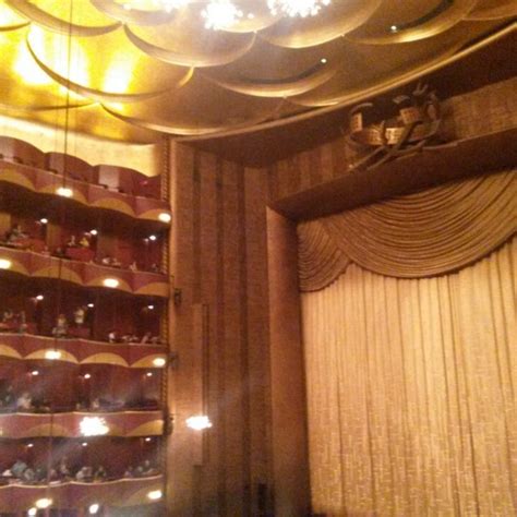 Photos At Grand Tier Restaurant At The Metropolitan Opera House