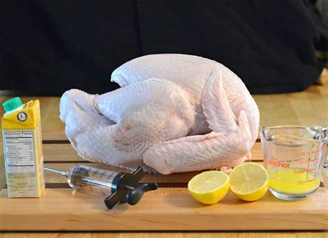 Close the ice chest, and set in a cool place to marinate. Garlic-Lemon Turkey Injection Marinade
