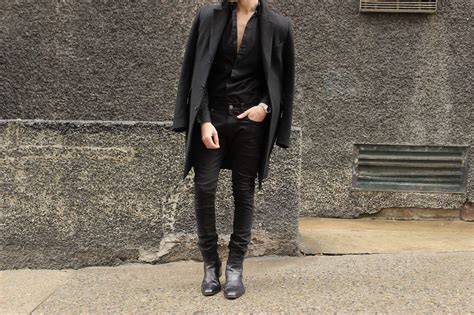 How to wear black chelsea boots. The Best Chelsea Boots For Men & How To Wear Them