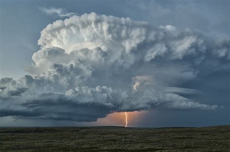 Incredible Supercell Thunderstorm At Dusk On June 21st This Year 2015