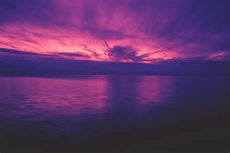 图片素材 地平线 余辉 性质 日落 紫色 日出 水 海洋 粉 黄昏 晚间 红色天空在早晨 黎明 反射 早上