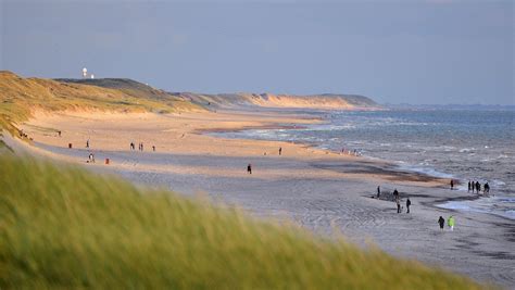 Hvide sande and søndervig offer a wide selection of shops, shopping centres and restaurants. Glamping auf nordisch: Hvide Sande in Dänemark - Glamping ...