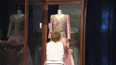 Mais ideias de princesa diana disney. DIANA - The People's Princess exhibit opens at Downtown ...