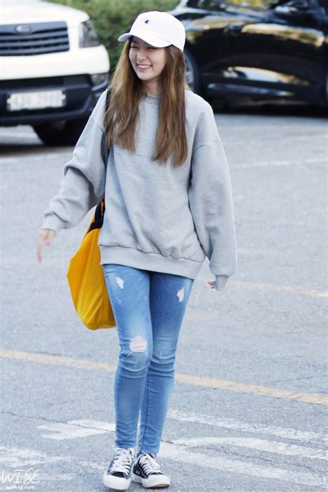 Here Are Female K Pop Idols So Beautiful They Make A Casual Outfit Look Glam Koreaboo