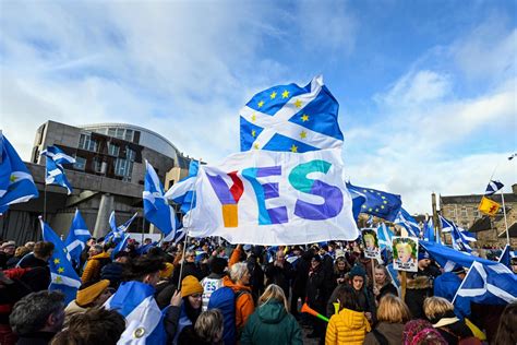 Scottish Independence Referendum To Be Held In 2021 Now 6 1 With Bookies