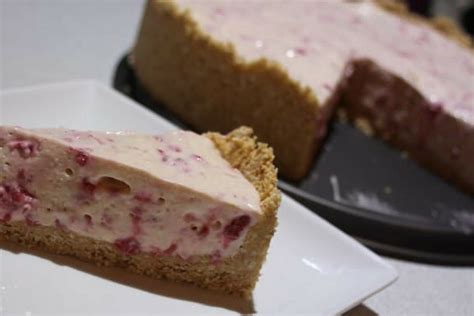 Who Doesn’t Love A Good Cheesecake The Raspberries In This Make It Extra Special It’s A
